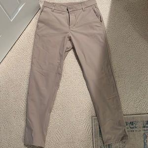 Tan lululemon Commission Pant 30 Waist x 32 Long. Lightly worn!